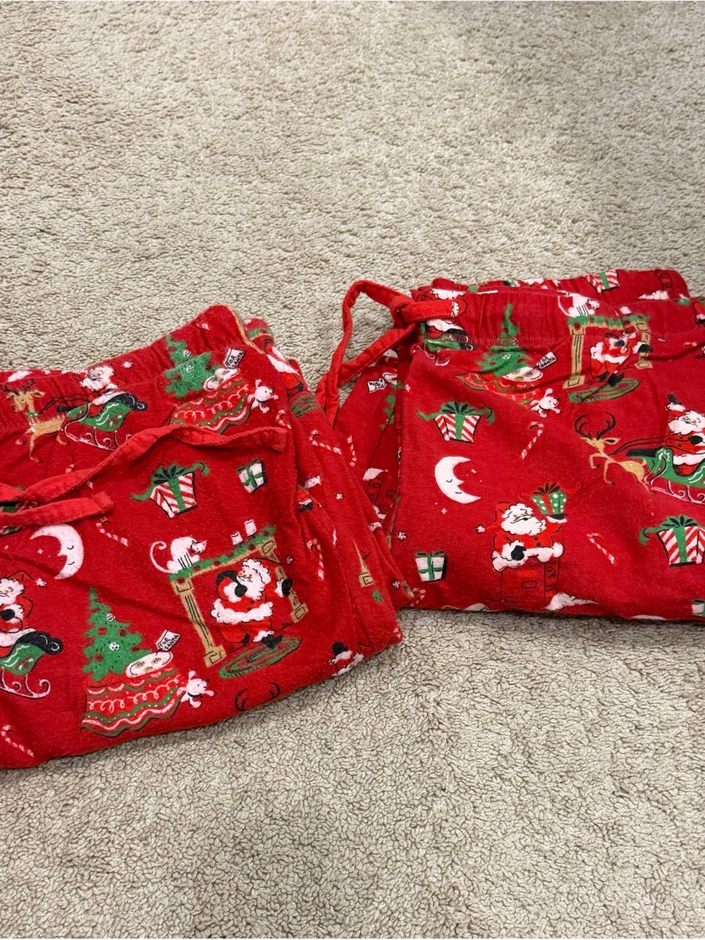 Lot of 2 Holiday Santa Print Adult Pajama Bottoms Sz Large
